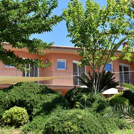 Hébergement de vacances Sci Marie Dominique *