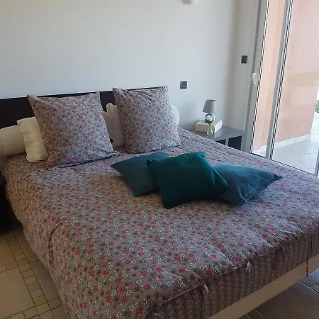 Sci Marie Dominique Сasa de vacaciones *